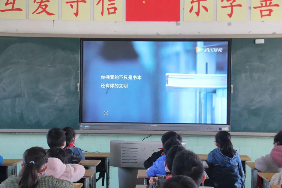 提高政治站位 增强政治自觉 为开创党的自我革命新局面作出不懈努力