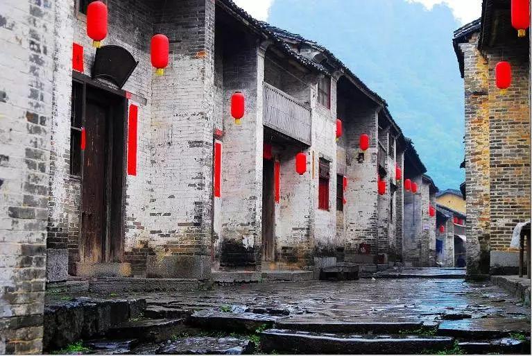ps钢笔工具选择完成后怎么填充颜色游戏画面